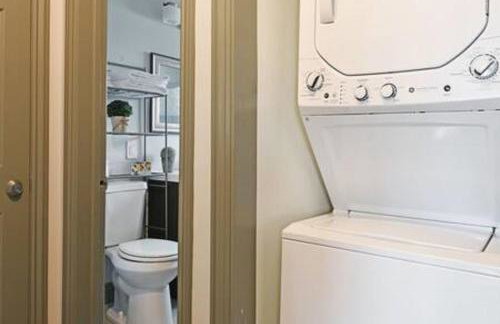 Top Pick Apartment Near Grocery Store Parking CCD - Foto 18