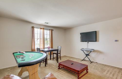 Large Menifee Home 1 Block to Neighborhood Park! - Foto 3