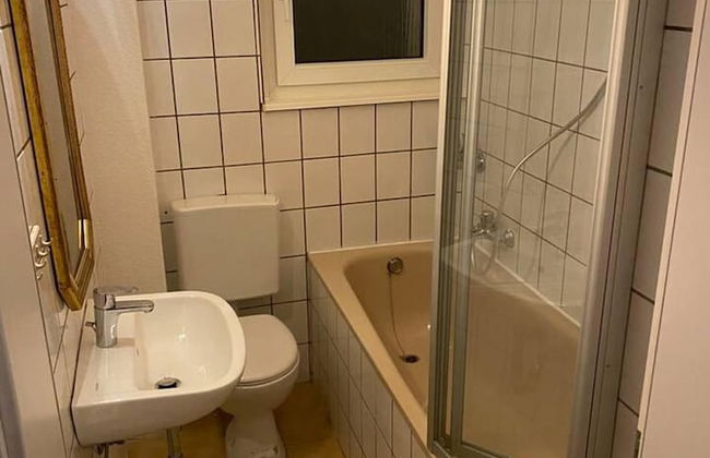 Stunning 2-bed Apartment in Dortmund - Photo 5