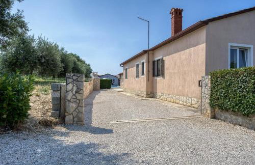 Romantic Studio Apartment with Private Pool - Foto 27