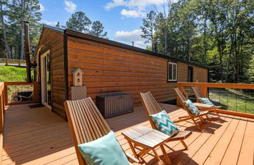 The Heartwood Hideaway-Charming Cabin Getaway-Trails, Creek, and Starry Nights - Foto 49