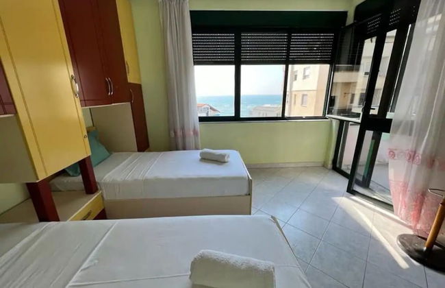 Spacious 2 Bedroom Apartment - Foto 1