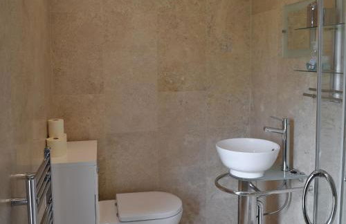 Wood Cottage - Photo 20