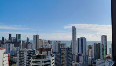 Flat Luxo em Boa Viagem perto de Restaurantes e do Aeroporto - Foto 2