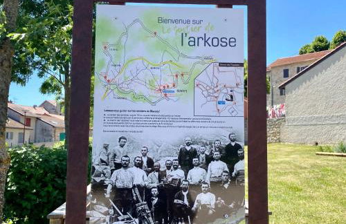 Charmante maisonnette à Blavozy, proche du Puy-en-Velay, avec terrasse privative, WiFi, et parking - FR-1-582-57 - Foto 10