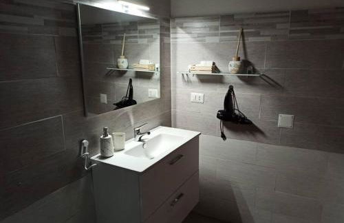 Intero alloggio - centro storico - La Tana di Aldo- 150 m da Pepe in Grani - Foto 12