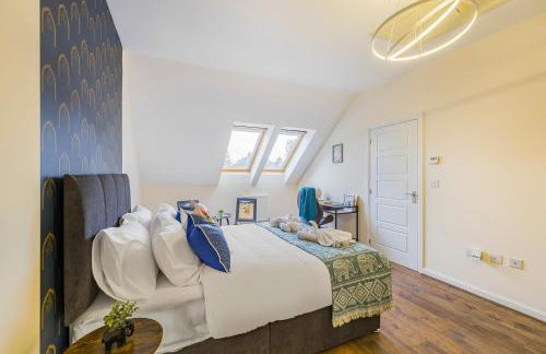 Casa Lana - Spacious and Stylish 4-Bed Home Near Gatwick with Free Parking - Foto 27