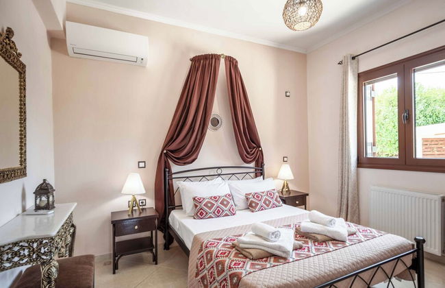 Maggie Alonia - Photo 9