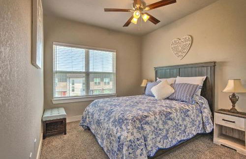 College Station Townhome with Furnished Patio! - Foto 16