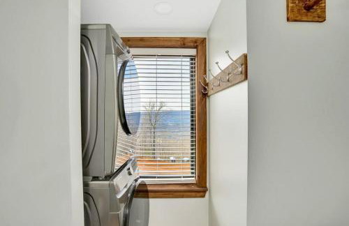 The Mighty Sycamore Treehouse at Treetop Escapes - Foto 40