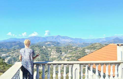 Villa dei Sogni, with private pool ,roof terrace and spectacular views of Monaco and Ligurian mountains - Foto 24