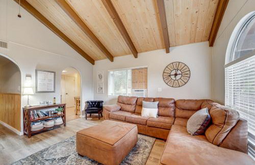 Near Fossil Creek and Trails Scenic Pine Cabin! - Foto 4