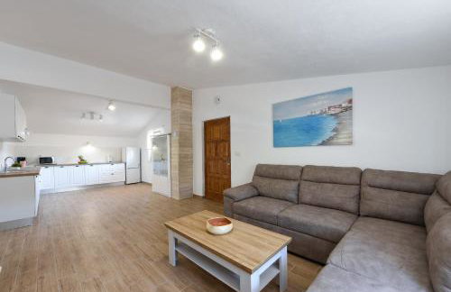 Apartman Magas with private pool - Photo 14