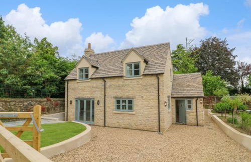 9 Rectory Lane - Photo 1