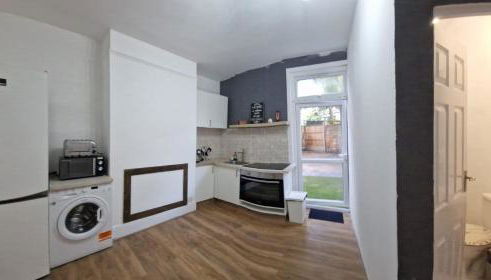 1 Bed Flat - Sleeps 2 - Pets - Parking - Wifi - Foto 5