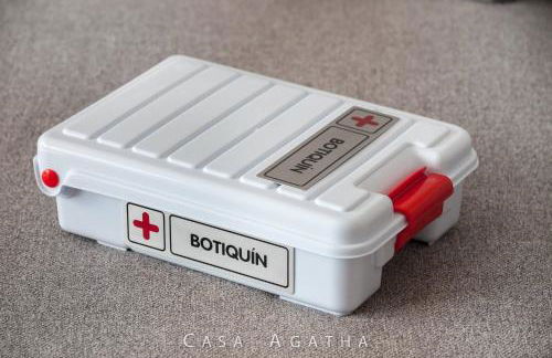 CASA AGATHA - 3 terraces, AC, tv channels, 2 bedrooms & bathrooms, heated pool - Foto 46