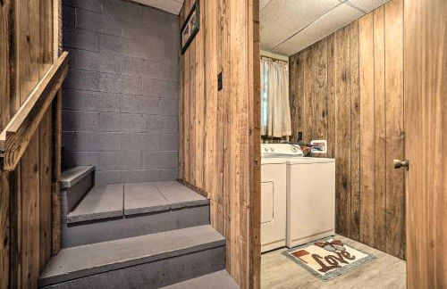 Hot Tub and Fire Pit Pet-Friendly Clayton Escape! - Foto 29