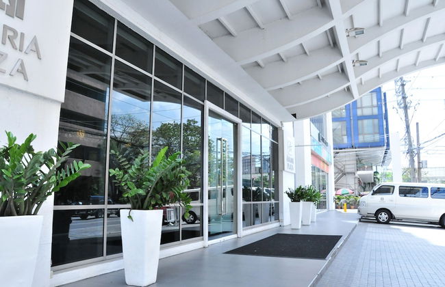 Astoria Plaza - Photo 23