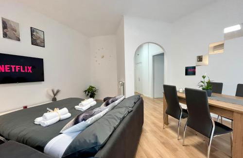 PyramidHouse Rome - Apartment 100mq with View - 2km from the Colosseum - Foto 24