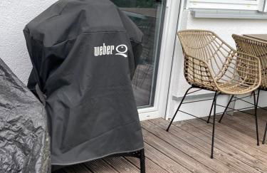 Gemütliche und voll ausgestatette 2 Zimmer Ferienwohnung am Wörthsee mit Terrasse, Grill, Schaukel, Doppelbett oder getrennte Betten fußläufig zu S-Bahn nach München und See, ideal zum Entspannen aber auch zum Arbeiten - Foto 11