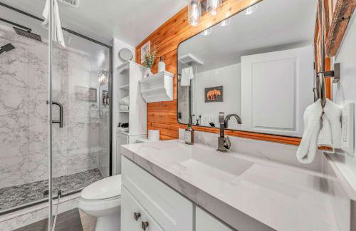 Cozy Cabin- Large Deck , Near the Slopes - Foto 33