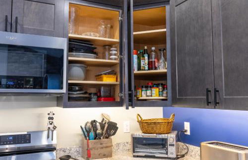 Deep Creek Retreat Hot Tub 85 inchTV all one level - Foto 24