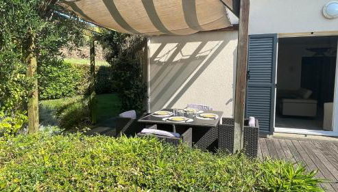 Maison calme et cosy à Port-en-Bessin près du golf et de la mer - Photo 3, Garden