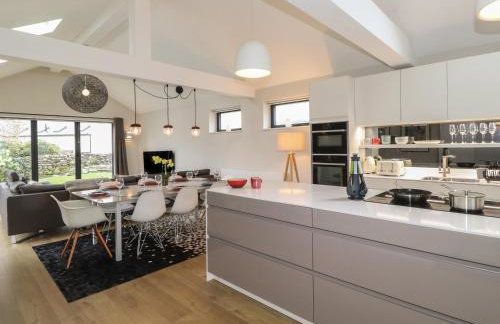 Yonder Lea - Photo 9