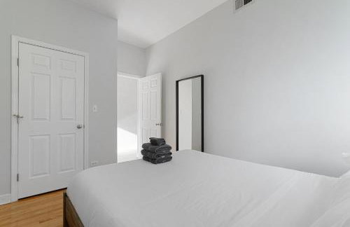 The Upscale Getaway Near Downtown - Foto 17