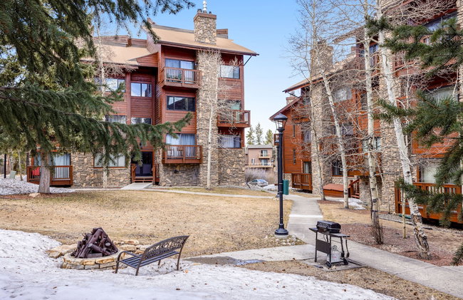 Pine Ridge Condominiums - Photo 77