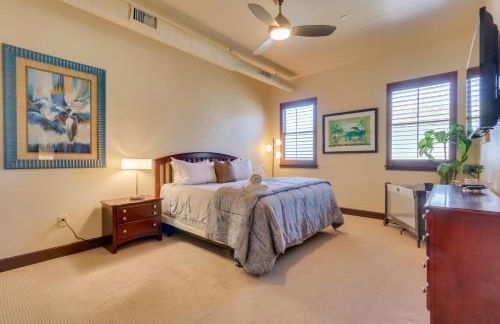 Walk Downtown Stunning Condo with Attached Garage - Foto 14