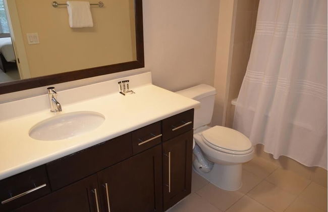 Luxury Living at City Center Houston - Photo 7