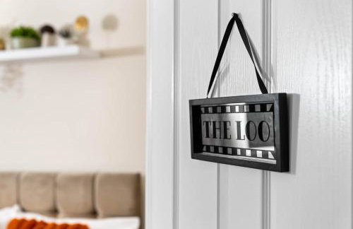 Dote Haven Stylish 2 Bed Apartment - Free Parking and Free High Speed WIFI - Foto 27