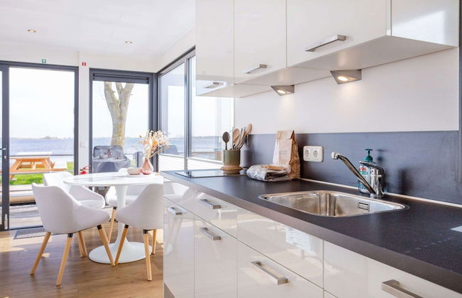 Houseboat Sneekermeer With Garden and Views - Foto 5