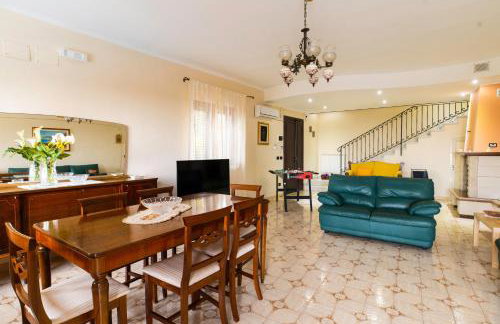 Villa Sara sull'etna con Piscina - Photo 9