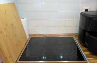 Apartment with AC, full kitchen, self check in, parking, 8 min to SAP campus, Wi Fi - Foto 65