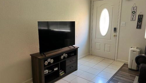 Peaceful 2bed,1bath condo with free parking all yours to enjoy - Foto 3