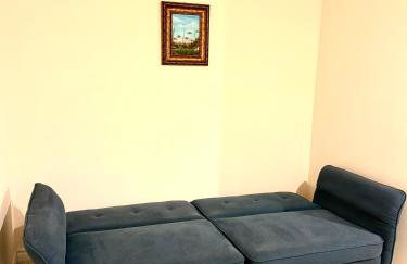 Spacious 3BR 3BA Home ,Sleep 9,3 Car Garage Garden Near DTLA Pasadena Hollywood - Foto 2