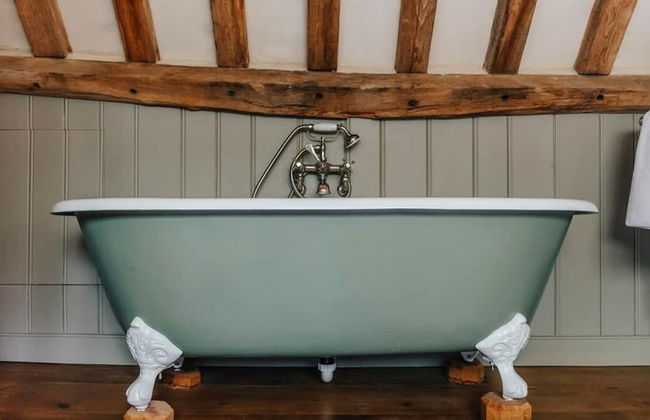 Lavish Tudor Hall Gardens - Sleeps 14 - Foto 14