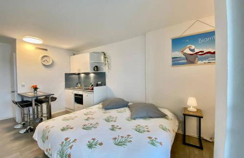 BIARRITZ GRANDE PLAGE - STUDIO AVEC BALCON - Victoria Surf - Foto 3