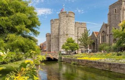 Big PROMO! Central Canterbury City Escape 2BR 2BA House, en-suite, Couples Retreat, Perfect For Families, Students, Relocators FREE Parking Fast WiFi - Foto 20