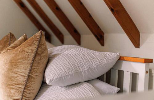 Dreamy Suffolk Country Cottage Escape - Photo 6