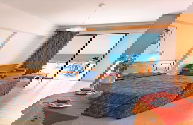 Corallia Beach Hotel Apartments - Foto 7