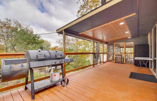 Waterfront StoneHaven at Reed Point with Swim Spa! - Foto 30