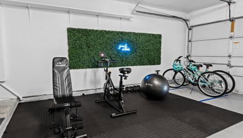 Modern Retreat Near Domain with Game Room and Gym - Foto 3