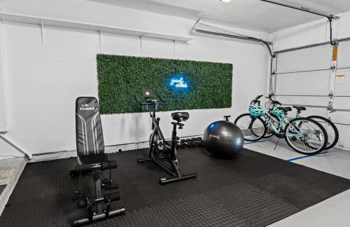 Modern Retreat Near Domain with Game Room and Gym - Foto 3