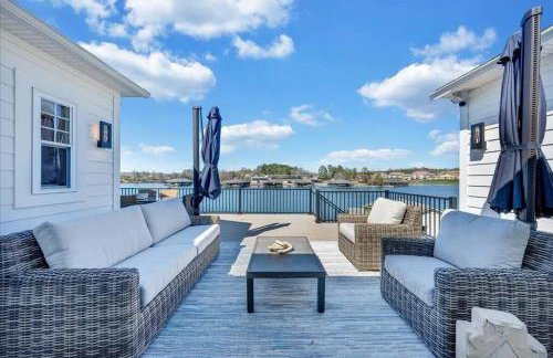 6 BD Smith Mountain Lakefront Escape sunset - Foto 19