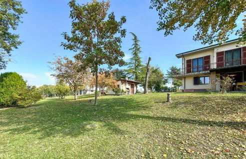 Cozy Home In Pozzol Groppo With Wifi - Foto 14