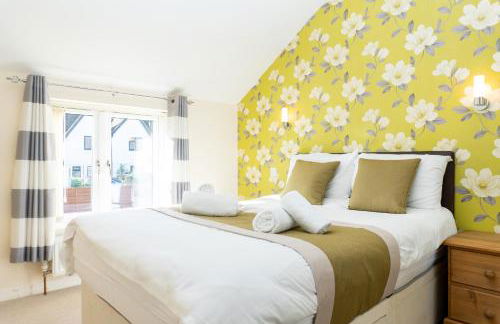 Cosy 3 Bed Cottage-Gloucester-Parking-Garden-Free Hot Tub Weekends-Work or Leisure - Foto 10