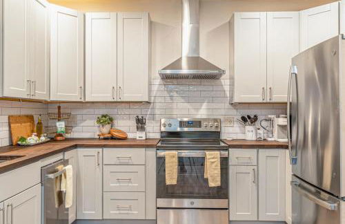 The Electric Bungalow - Photo 39